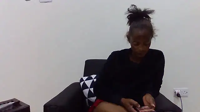 Snapshot of sweets_80 chatting on 07.21.26 sweets 80 online show from 07.21.26