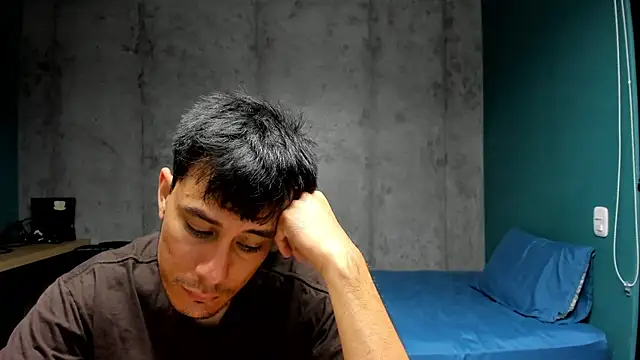 Huge latin cock online show from 03.15.26