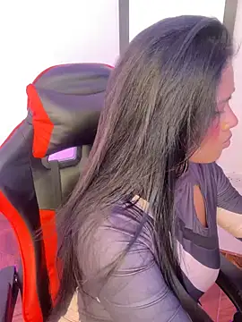 Snapshot of hurren_pasha chatting on 12.11.24 hurren pasha online show from 12.11.24