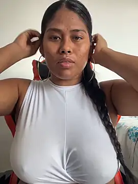 Snapshot of hurren_pasha chatting on 01.06.26 hurren pasha online show from 01.06.26