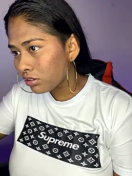 Snapshot of hurren_pasha chatting on 01.07.26 hurren pasha online show from 01.07.26