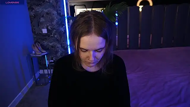 Snapshot of MaribelRiverr_ chatting on 11.07.25 MaribelRiverr online show from 11.07.25