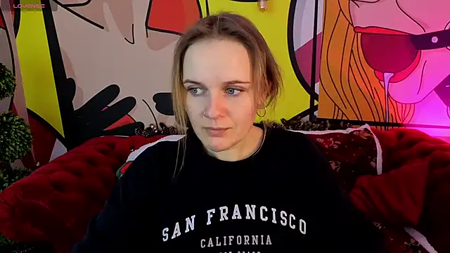 Snapshot of MaribelRiverr_ chatting on 12.15.25 MaribelRiverr online show from 12.15.25