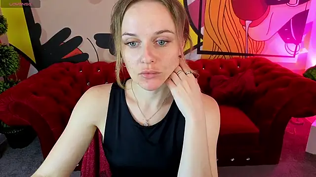 Snapshot of MaribelRiverr_ chatting on 06.09.26 MaribelRiverr online show from 06.09.26