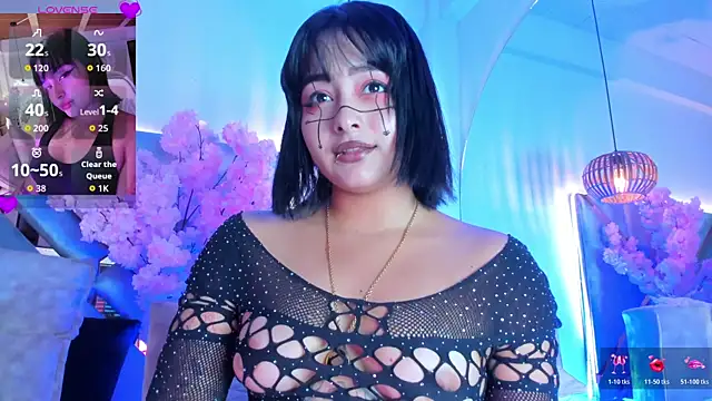 KimVelezz online show from 11.14.25