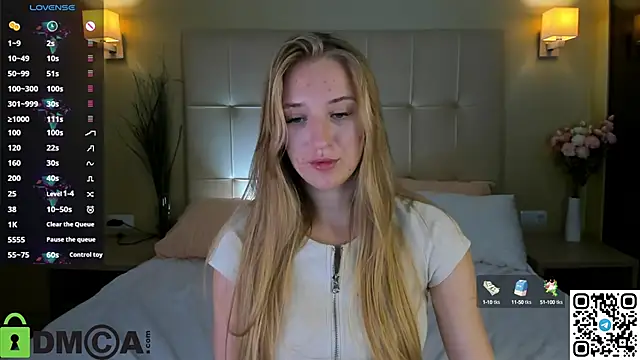 Snapshot of Stacy_River chatting on 09.20.25 Stacy River online show from 09.20.25