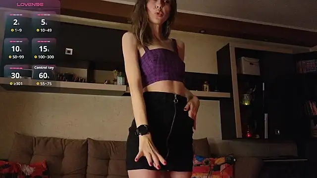 NinaNovalicious online show from 06.04.26