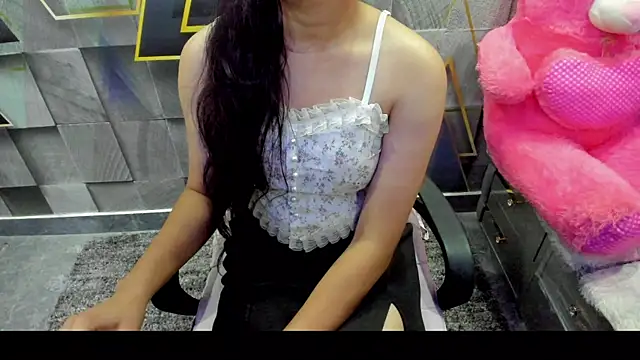 Snapshot of YourKusu chatting on 09.09.25 YourKusu online show from 09.09.25