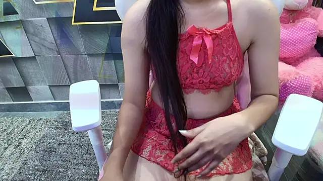 Snapshot of YourKusu chatting on 10.12.25 YourKusu online show from 10.12.25