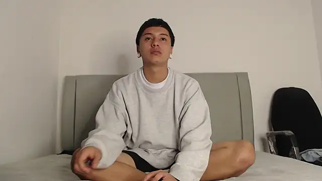 alex-lover online show from 04.24.26