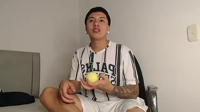 alex-lover online show from 05.01.26