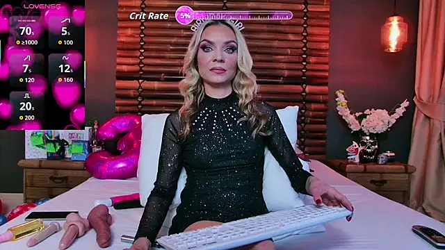 Snapshot of EmmaGold chatting on 10.25.25 EmmaGold online show from 10.25.25