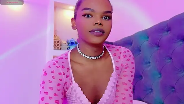 CamiEstrada online show from 10.18.25