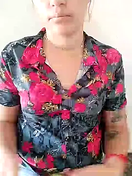 Scarlett-Leh online show from 02.18.25