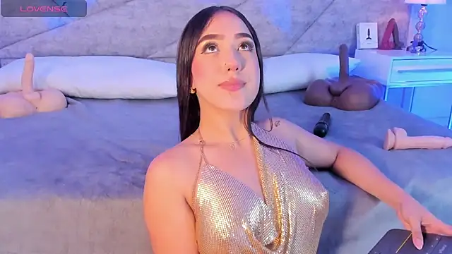 Snapshot of SofiiSweet_ chatting on 12.04.24 SofiiSweet online show from 12.04.24