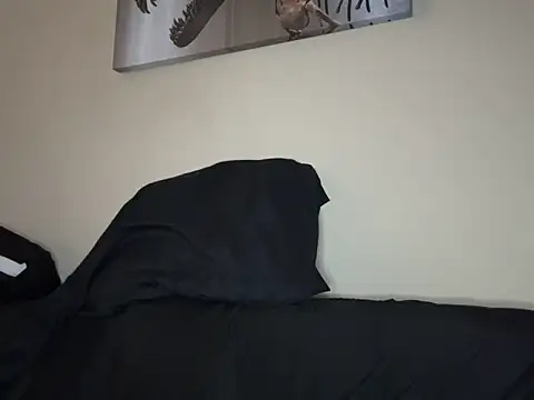 Snapshot of girlfriendmissy chatting on 09.28.25 girlfriendmissy online show from 09.28.25