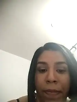 Snapshot of Emmy_cole_ chatting on 09.18.25 Emmy cole online show from 09.18.25