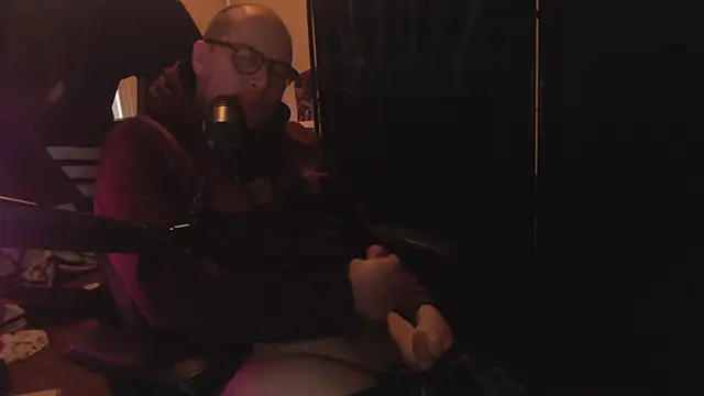 chicostick413 online show from 11.26.25