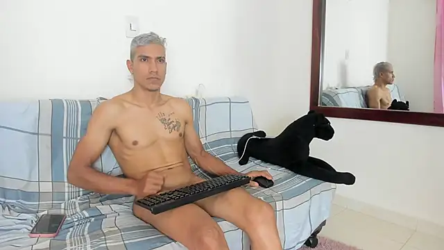QuinnAndpuma1 online show from 03.07.25