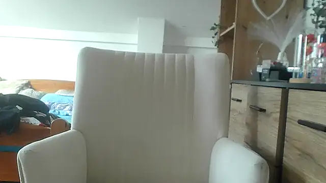 ReifeVenna online show from 02.20.25