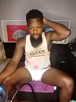 Chocolate factory man online show from 03.10.25