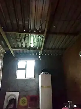 Chocolate factory man online show from 11.06.25