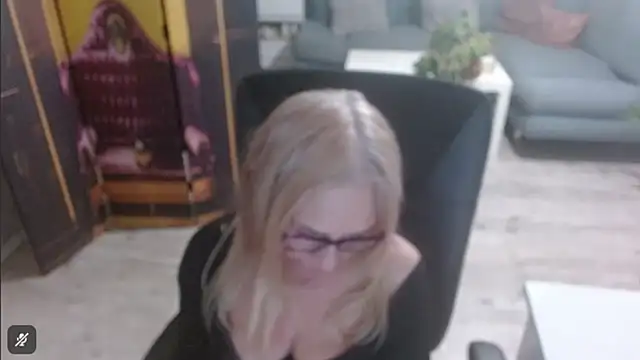 Snapshot of sofia_xkiss chatting on 02.05.26 sofia xkiss online show from 02.05.26