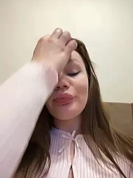 justmila online show from 12.21.24