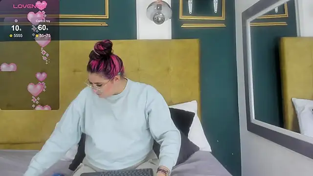 BellaPeers  online show from 01.08.25