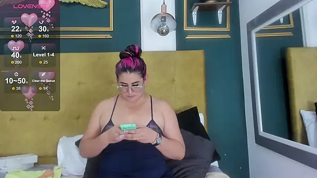 BellaPeers  online show from 01.09.25