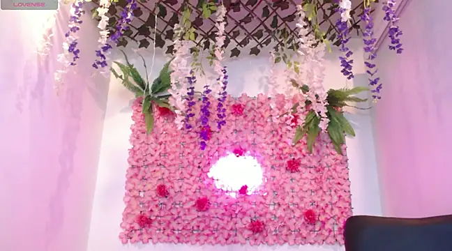 BLONDE SEXYHOT online show from 02.13.25