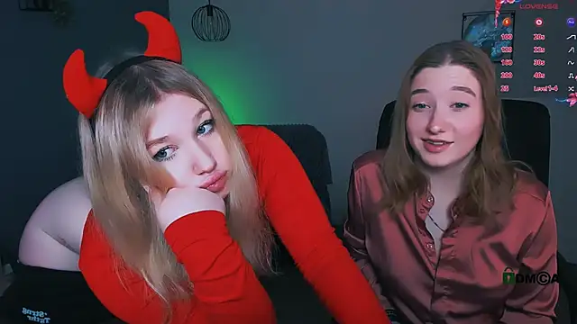 juli kisss online show from 02.01.25