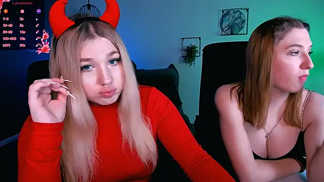 juli kisss online show from 02.08.25