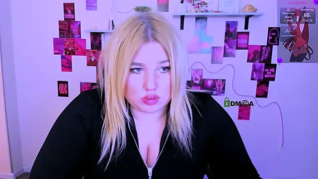 juli kisss online show from 03.05.26