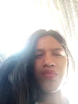 Little Pau Dirty online show from 12.11.24