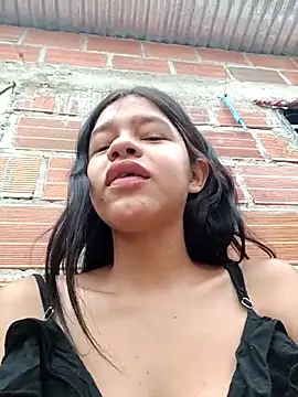 Little Pau Dirty online show from 10.14.25