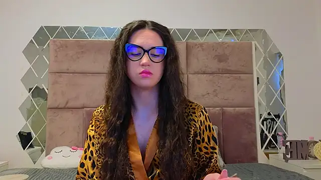 SweetScribe online show from 02.12.25