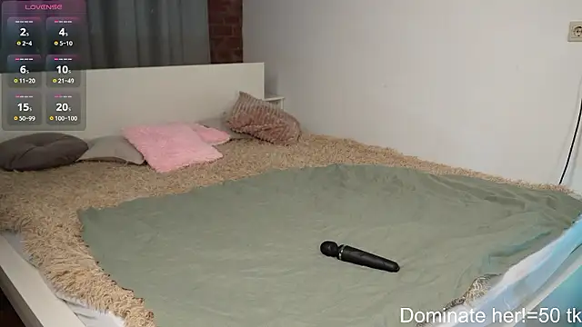 velvetvalkyries online show from 12.08.24