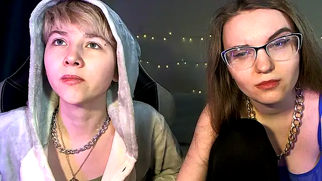 velvetvalkyries online show from 03.18.25