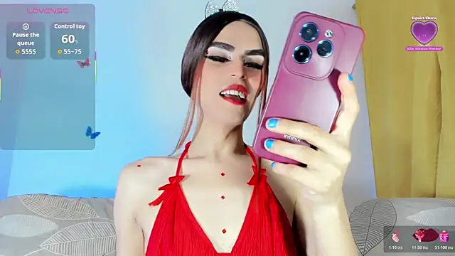 Snapshot of TatiGil chatting on 03.17.26 TatiGil online show from 03.17.26