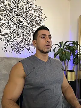 aaroncolombia online show from 10.29.25