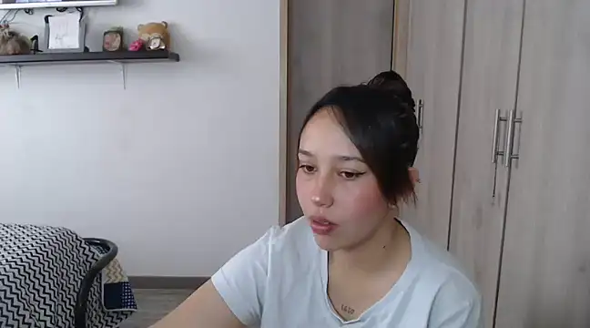 Snapshot of Skarlet_Adams28 chatting on 12.06.24 Skarlet Adams28 online show from 12.06.24