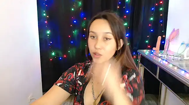 Snapshot of Skarlet_Adams28 chatting on 01.15.25 Skarlet Adams28 online show from 01.15.25