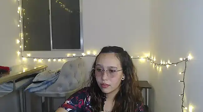 Snapshot of Skarlet_Adams28 chatting on 02.03.25 Skarlet Adams28 online show from 02.03.25