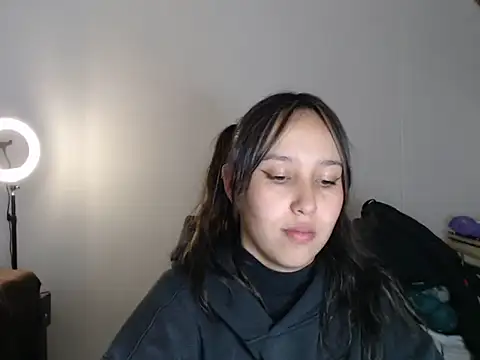 Snapshot of Skarlet_Adams28 chatting on 03.14.25 Skarlet Adams28 online show from 03.14.25