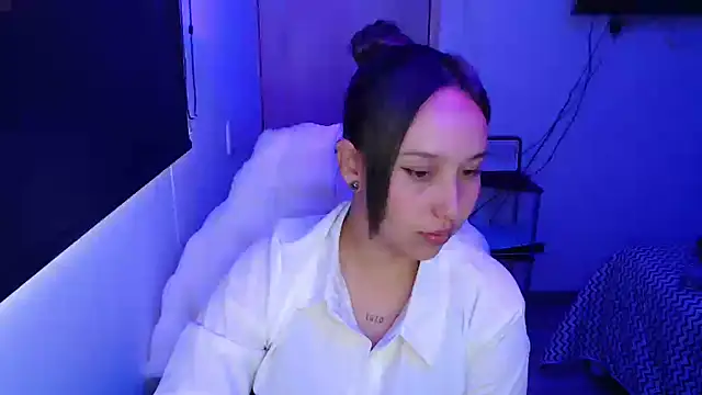 Snapshot of Skarlet_Adams28 chatting on 10.07.25 Skarlet Adams28 online show from 10.07.25