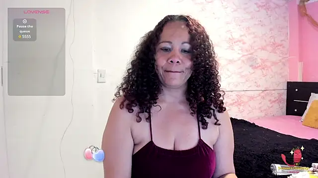 Snapshot of Brunette_sasha chatting on 03.18.25 Brunette sasha online show from 03.18.25