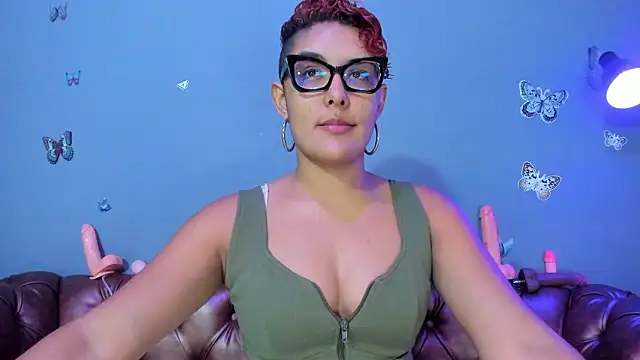 Snapshot of Kaira_mosse chatting on 03.12.26 Kaira mosse online show from 03.12.26