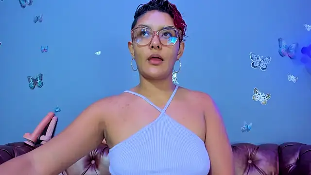 Kaira mosse online show from 06.06.26