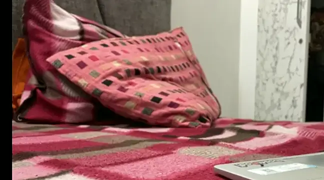 Snapshot of topgundev chatting on 01.07.25 topgundev online show from 01.07.25